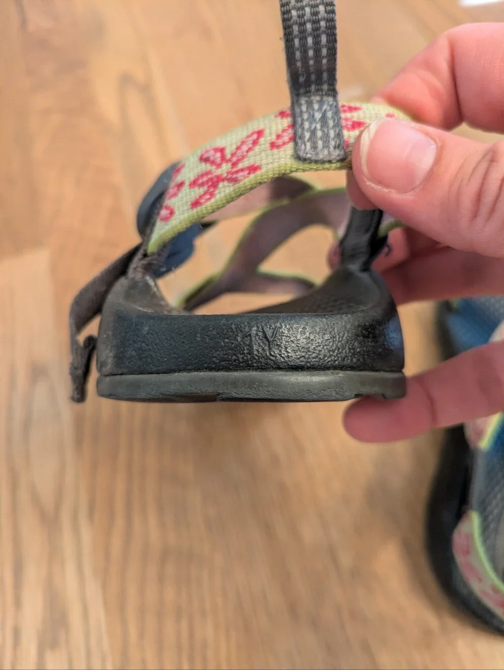 Chaco Kids Z/1 Ecotread Sandals Size 1Y